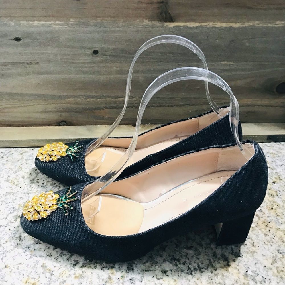 ✅Zara woman pineapple shoes